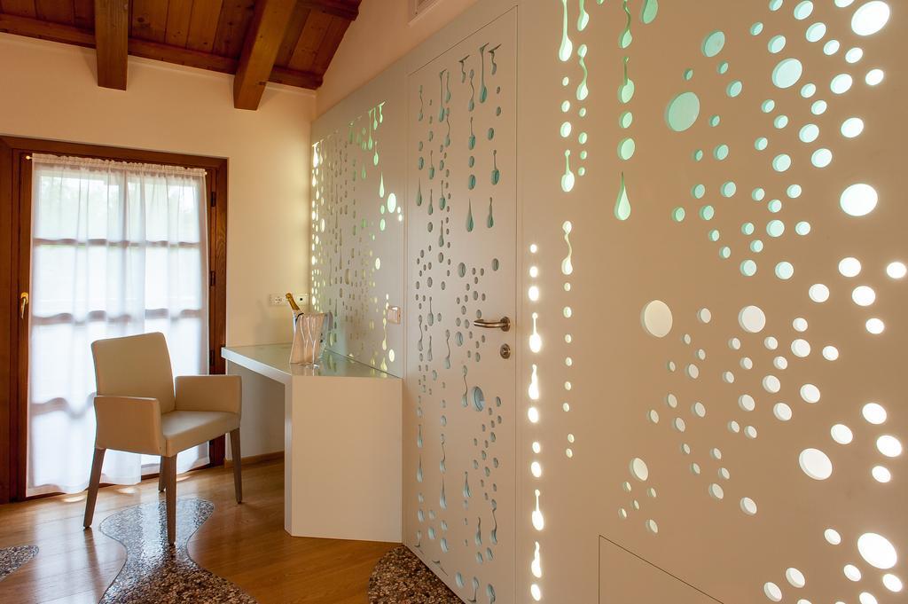 Elliot Osteria E Dormire In Collina Manzano Room photo