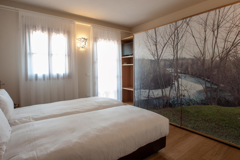 Elliot Osteria E Dormire In Collina Manzano Room photo