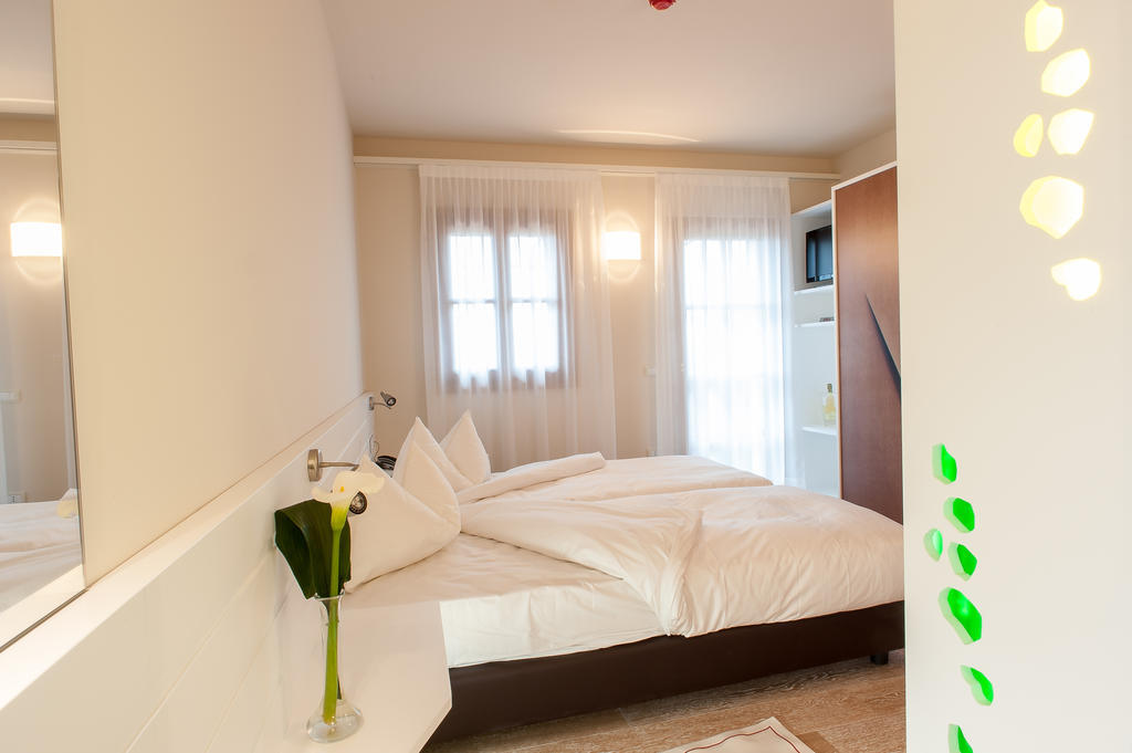 Elliot Osteria E Dormire In Collina Manzano Room photo